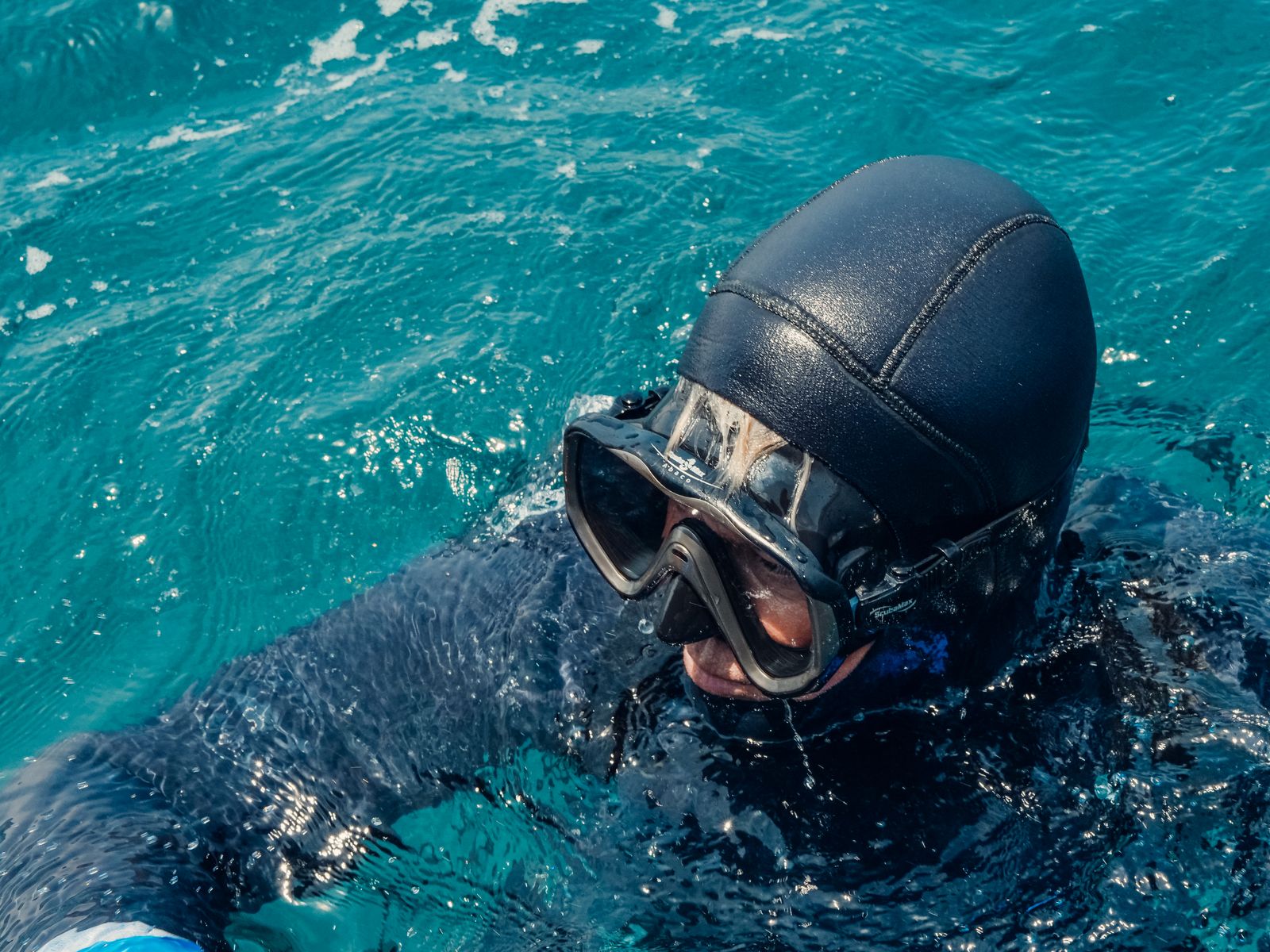 Low-volume diving mask